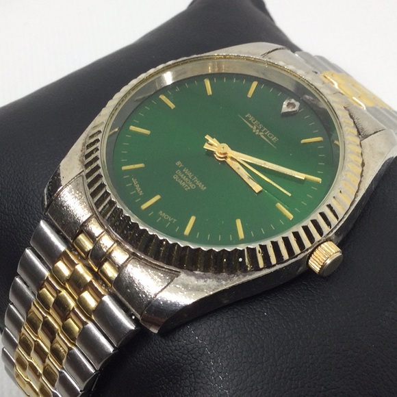 Vintage Prestige by Waltham Two-Tone Watch with Green Face - Picture 4 of 6